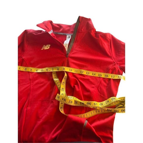 NWT New Balance Women's Half Zip High Neck Activewear Top Sweatshirt Size M - Picture 3 of 14